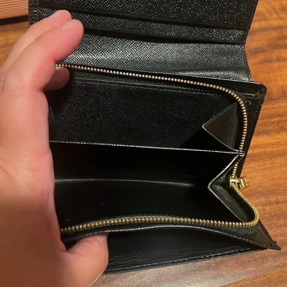 Louis Vuitton Epi Authentic Porte Monnaie Billets Tresor Leather Wallet MI1927